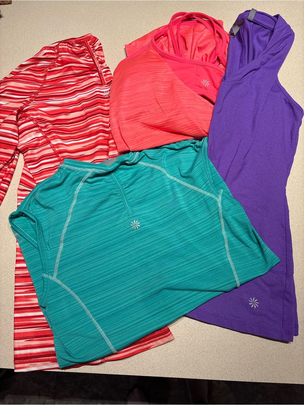 Athleta Activewear Bundle Size Small 4pc Tanks Half Zip UPF Workout Tops